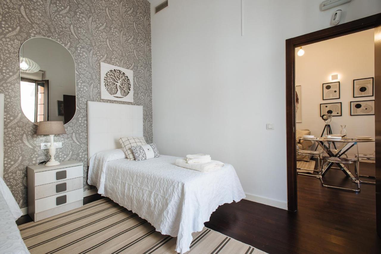 Apartamento Puerta Real - Free Parking Sewilla Zewnętrze zdjęcie